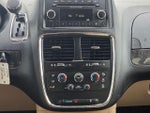 2016 Grand Caravan Thumbnail 13