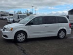2016 Grand Caravan Thumbnail 31