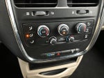 2016 Grand Caravan Thumbnail 14