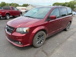 2018 Grand Caravan Thumbnail 1
