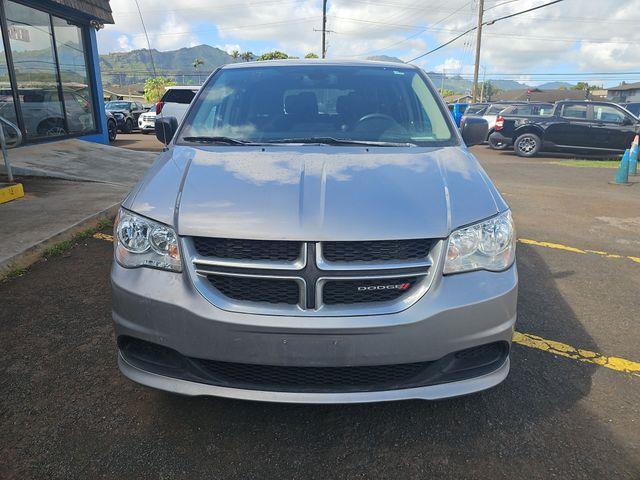 2018 Dodge Grand Caravan - $16,995