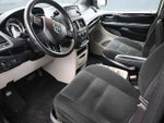 2016 Grand Caravan Thumbnail 9