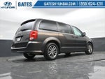 2016 Grand Caravan Thumbnail 27