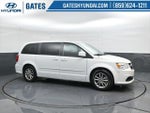 2016 Grand Caravan Thumbnail 1