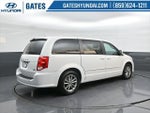 2016 Grand Caravan Thumbnail 2