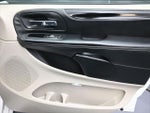 2016 Grand Caravan Thumbnail 22