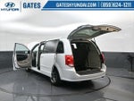 2016 Grand Caravan Thumbnail 36