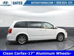 2016 Grand Caravan Thumbnail 3