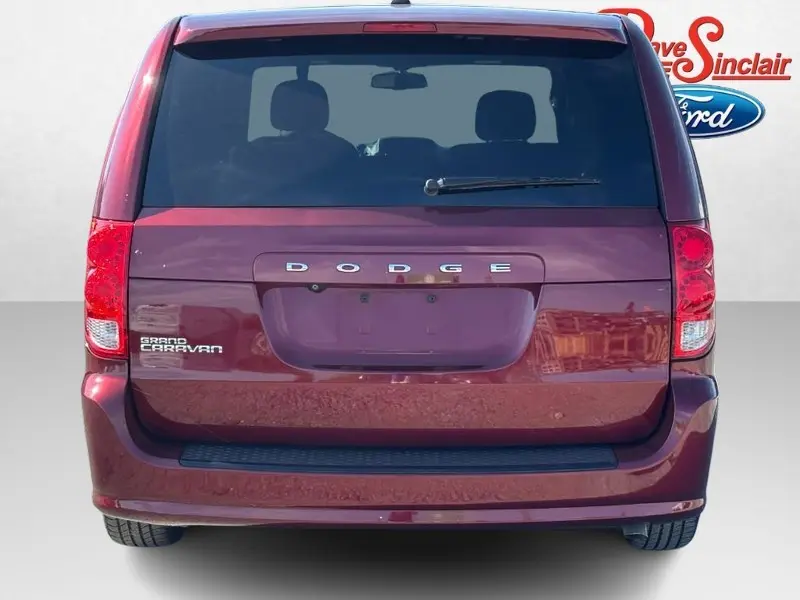 2017 Dodge Grand Caravan - $14,995