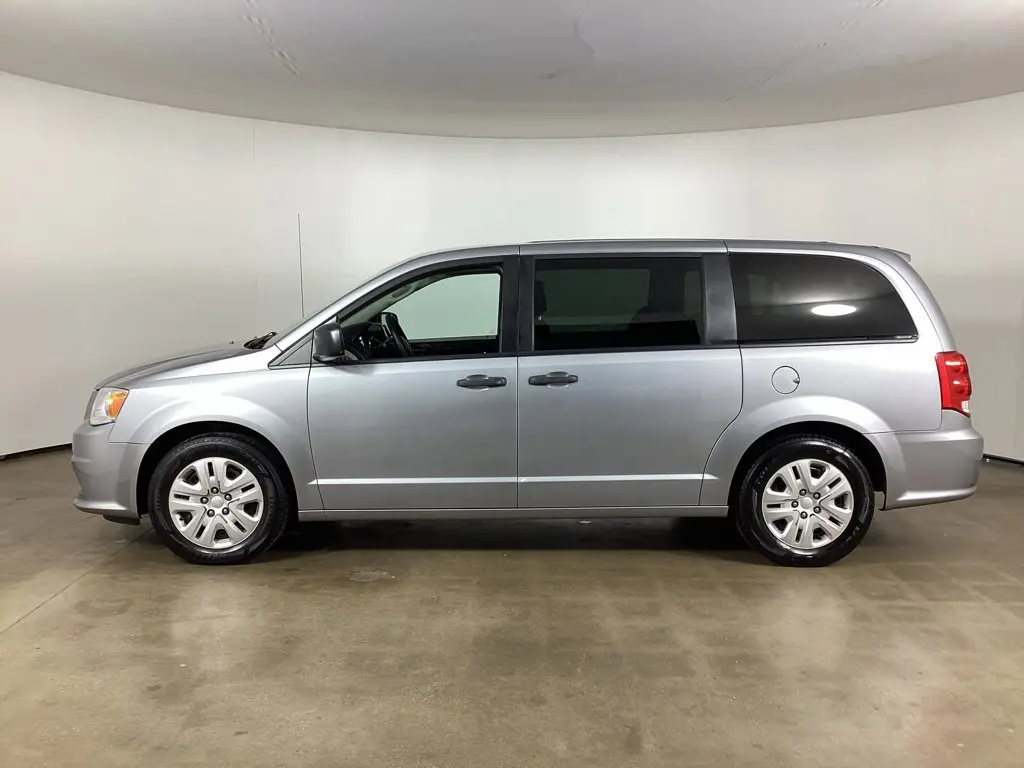 2019 Dodge Grand Caravan - $10,084