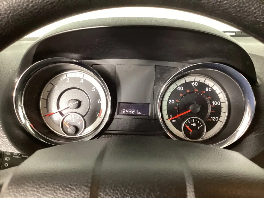 2019 Dodge Grand Caravan - $10,084