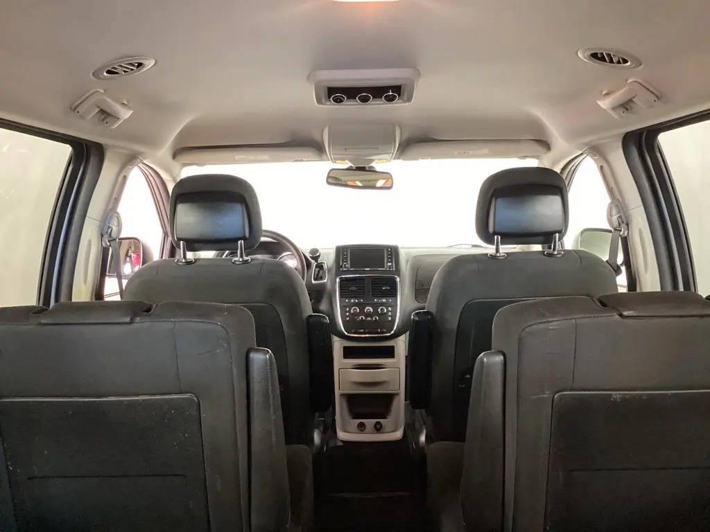 2019 Dodge Grand Caravan - $10,084