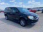 2015 Grand Caravan Thumbnail 2