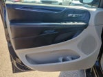 2015 Grand Caravan Thumbnail 24