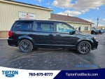 2016 Grand Caravan Thumbnail 25