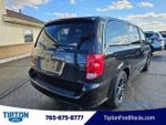 2016 Grand Caravan Thumbnail 26