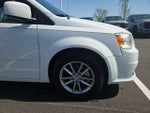 2016 Grand Caravan Thumbnail 4