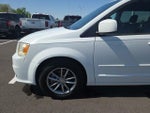 2016 Grand Caravan Thumbnail 16