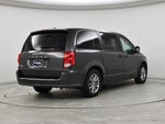 2017 Grand Caravan Thumbnail 8