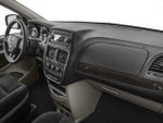 2017 Grand Caravan Thumbnail 10