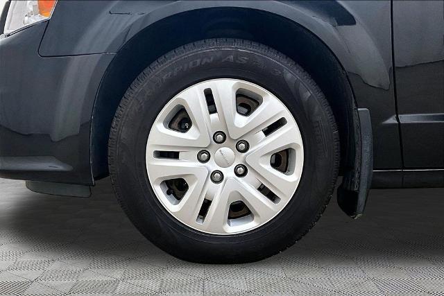 2018 Dodge Grand Caravan - $10,003