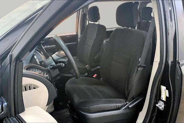 2018 Dodge Grand Caravan - $10,003