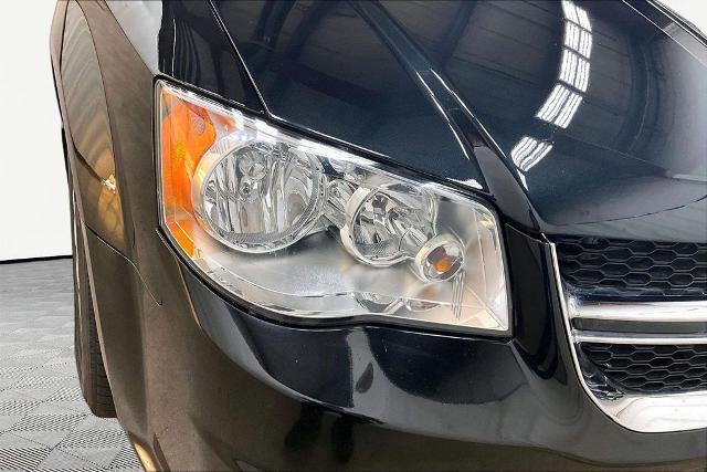 2018 Dodge Grand Caravan - $10,003