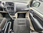 2016 Grand Caravan Thumbnail 26