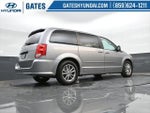2016 Grand Caravan Thumbnail 35