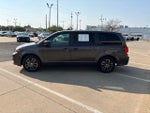 2018 Grand Caravan Thumbnail 2