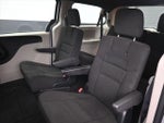 2016 Grand Caravan Thumbnail 21