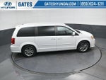 2016 Grand Caravan Thumbnail 49