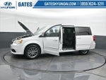 2016 Grand Caravan Thumbnail 57