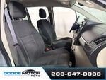 2016 Grand Caravan Thumbnail 23