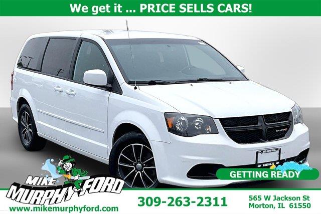 2017 Dodge Grand Caravan - $10,501