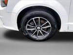 2017 Grand Caravan Thumbnail 3