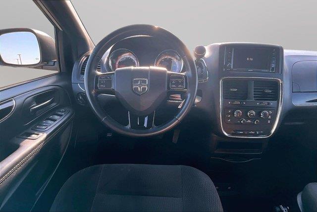 2017 Dodge Grand Caravan - $10,501
