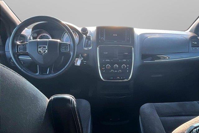 2017 Dodge Grand Caravan - $10,501