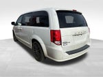 2019 Grand Caravan Thumbnail 3