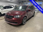 2017 Grand Caravan Thumbnail 3