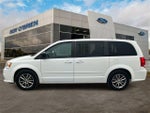 2017 Grand Caravan Thumbnail 2