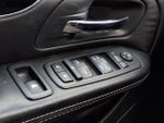 2018 Grand Caravan Thumbnail 16