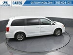 2016 Grand Caravan Thumbnail 36