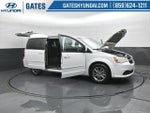 2016 Grand Caravan Thumbnail 47