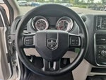 2020 Grand Caravan Thumbnail 6