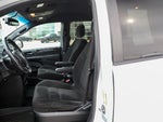 2016 Grand Caravan Thumbnail 17