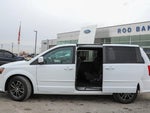2016 Grand Caravan Thumbnail 19
