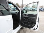 2016 Grand Caravan Thumbnail 25