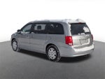 2017 Grand Caravan Thumbnail 4