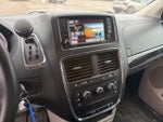 2017 Grand Caravan Thumbnail 16